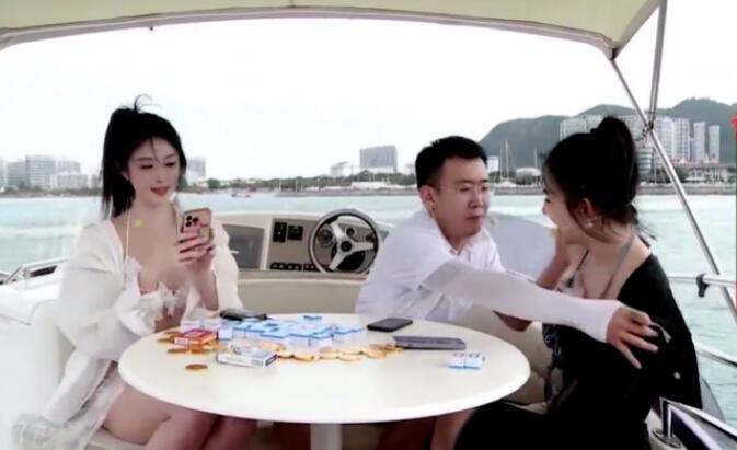 YY小白龙与女主播夜店接吻，女主播凡凡发文澄清，是真心话大冒险输了