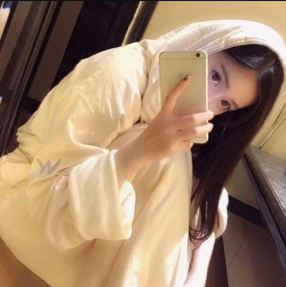 微博宅男女神麻酥酥呦露脸照片 麻酥酥呦朋友圈露脸私房照