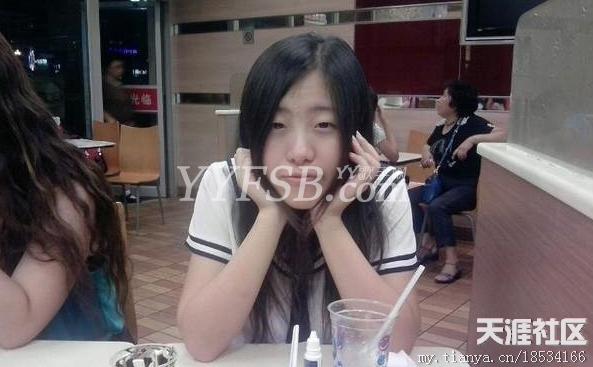 各种网络红人美女的真实面目、素颜照给了我们