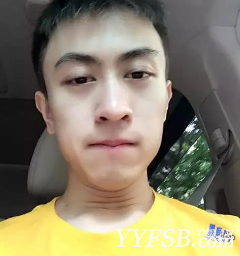 YY神壕“风中追风”秦奋king总 堪比王思聪