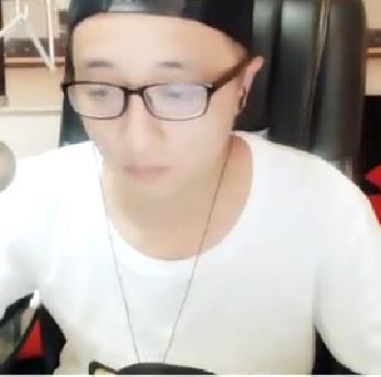 深扒YY龙小手等黑人主播的黑人手段