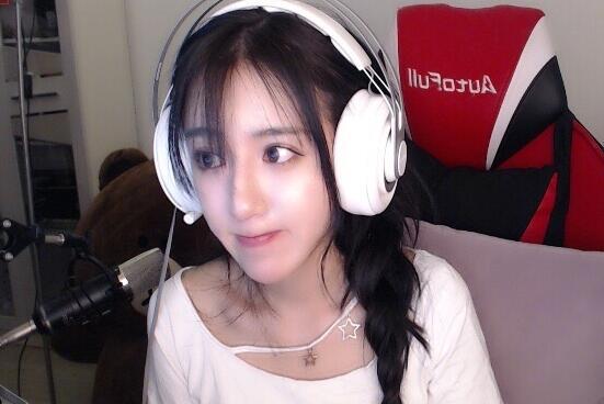 呆妹儿小霸王个人资料 斗鱼主播呆妹儿直播间图片