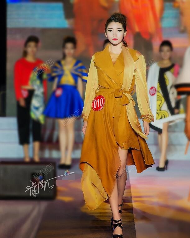 抖音网红刘太阳个人资料简介，快手健身女网红刘太阳视频写真