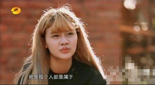 网红韩安冉以前的照片，韩安冉整容多次，她整容以前长什么样？