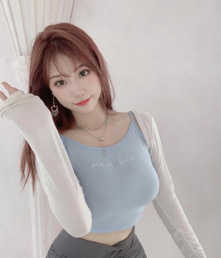 斗鱼猫九酱被传某平台“复出”，1V1视频泄露卖到千元，回应只是合作关系