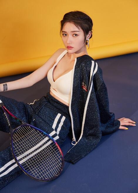 抖音胡66爱唱歌个人资料简介 胡66真实姓名微博直播间照片写真