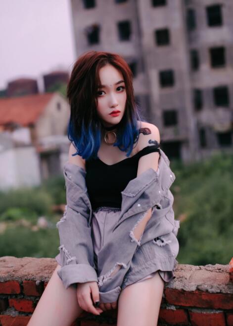 抖音胡66爱唱歌个人资料简介 胡66真实姓名微博直播间照片写真