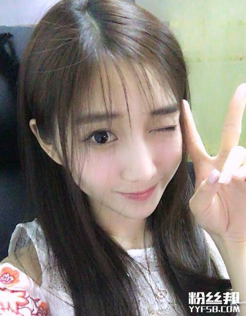 龙珠TV英雄联盟美女主持小悠个人资料照片