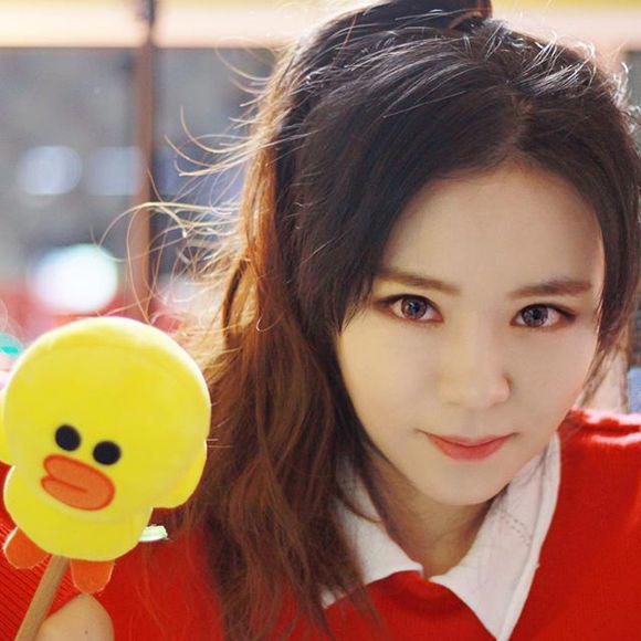 韩国侧颜女神歌手jfla写真 jfla写真照片