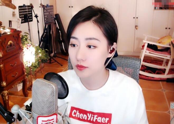 好声主播音杨一歌个人资料直播间 斗鱼主播杨一歌微博图片写真