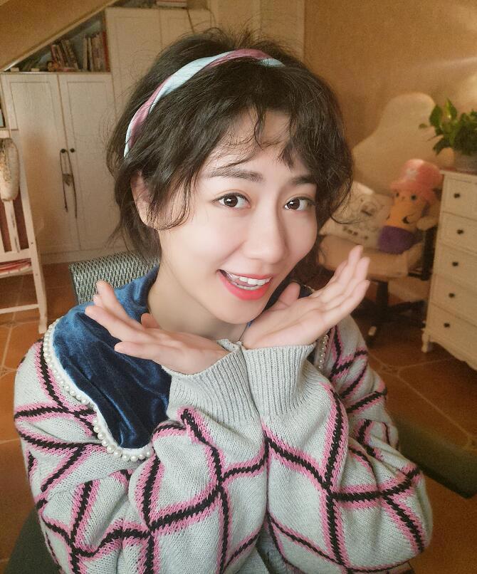 好声主播音杨一歌个人资料直播间 斗鱼主播杨一歌微博图片写真