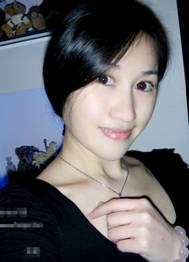 网络第一美女笑楚受巨资邀请加盟萝卜花社交网