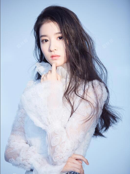 演员王楚然个人资料，王楚然和刘亦菲谁更漂亮，王楚然背景什么时候出道