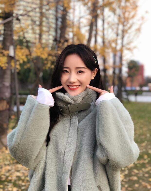 抖音李梦恩baby个人资料简介 网红美女李梦恩背景微博图片生活照