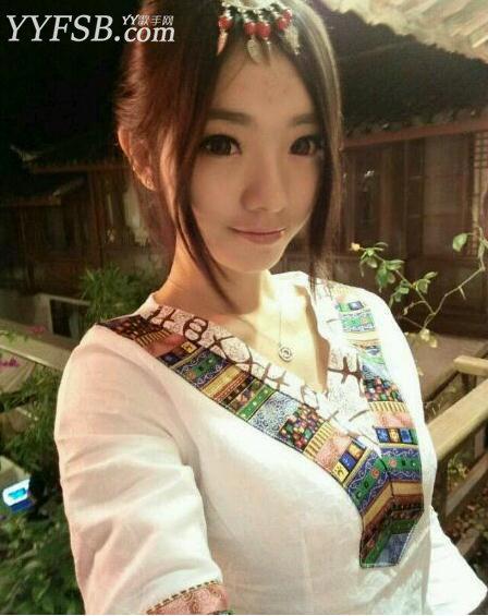 YY娱加主播萧璇照片 一个平面嫩模玩转YY直播