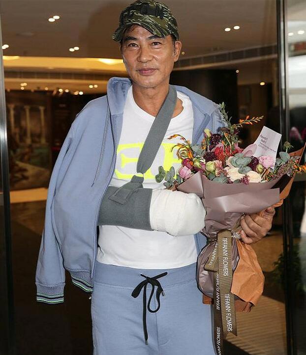 华叔任达华直接拒绝主办方的赔偿 琦琦透露任达华伤势恢复情况 ​