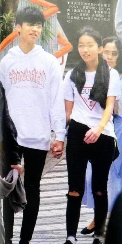 陈奕迅14岁女儿恋情 大街上与男友十指紧扣亲密无间