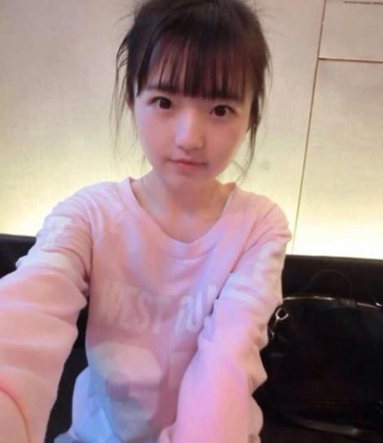 天山童姥附体 36岁“少女”肉身网络爆红(图)