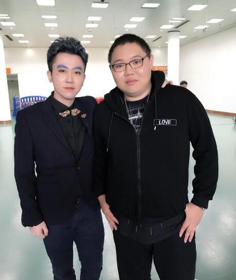 斗鱼蛇哥资料直播间 英雄联盟蛇哥colin照片微博