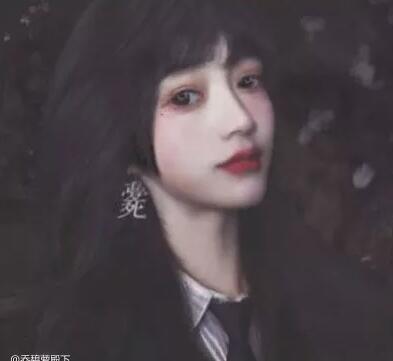 乔碧萝殿下本人真实照片 斗鱼萝莉主播乔碧萝殿下长什么样？