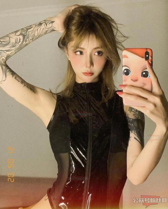 网模“就是阿朱啊”被抓落网，酒吧跳舞视频被举报，王动发文怒斥网友