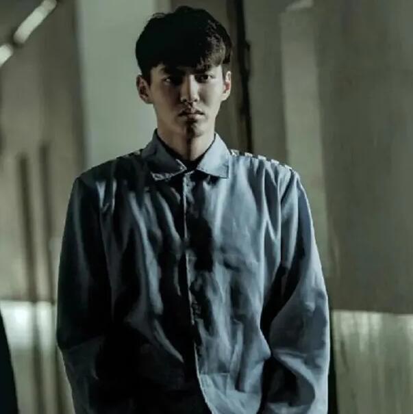 吴亦凡刑拘后会被判几年，相关微博涉及账号作品被封杀，或被驱逐出境？