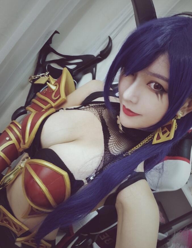 斗鱼饺子君sama露内裤照片 斗鱼饺子君sama丝袜图片写真