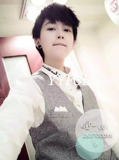 YY毒药专访：明可以靠脸吃饭，她却靠才华