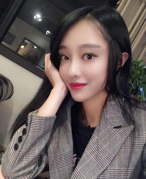 快手娜美个人资料简介 仙阳徒弟娜美照片微博写真性感图片