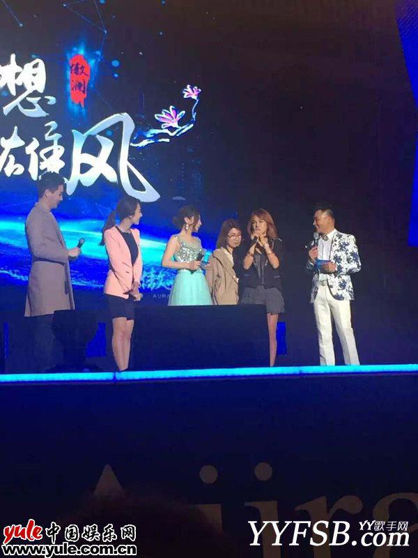 蔡妍鸟叔同台献唱傲澜之夜,经典曲目令歌迷大呼过瘾