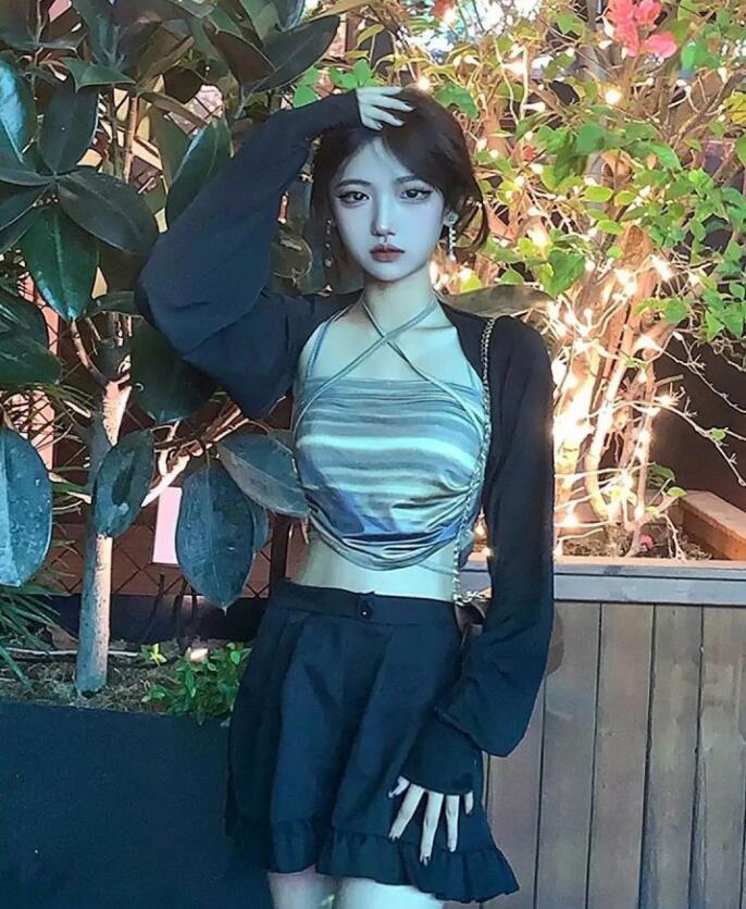 抖音网红林清平福利照片写真，快手菩提瓜事件爆红，真实年龄才15岁未成年