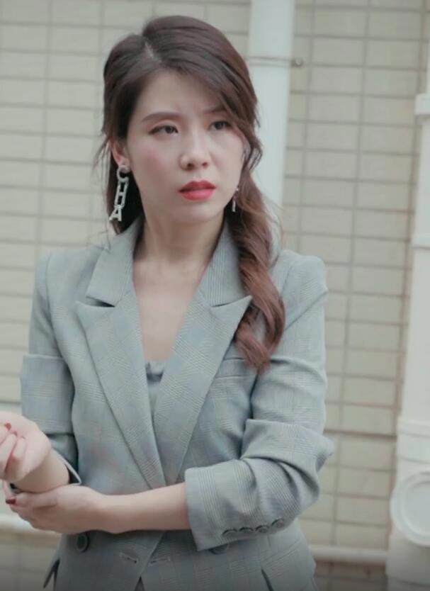 抖音舒燕Boss个人资料简介，她的身份真的是霸道女老板吗