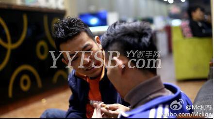 《岭城兄弟》剧照 舞帝传媒YY利哥、赵本六等拍微电影电影