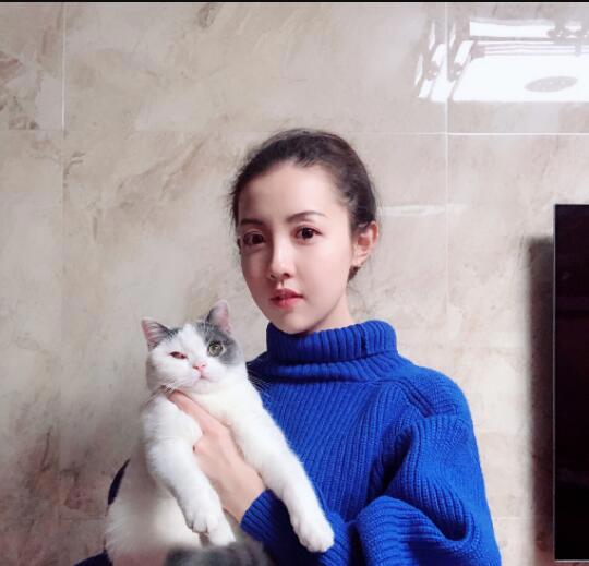 龙珠主播逆战嘉宝个人资料简介 小嘉宝Garbo微博生活照图片