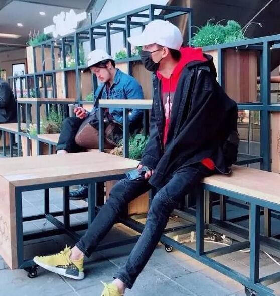 抖音黑脸V个人资料 抖音黑脸照片微博黑脸v视频如何做出来的