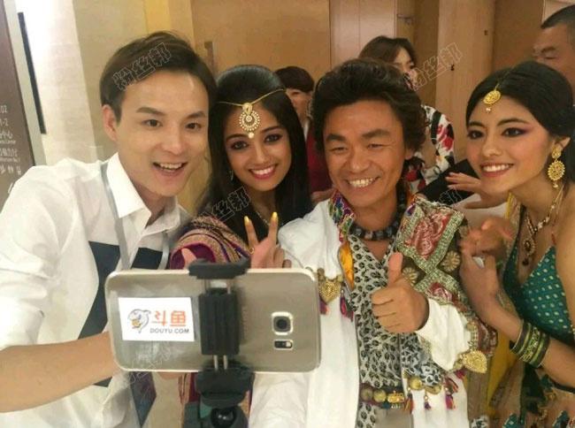 虎牙狗哥个人资料，户外主播狗子画背景直播间，加入血色公会回归开播