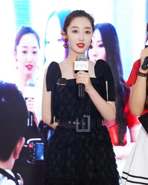 蒋梦婕道歉不应该做错误引导不接受 网友评论情商低“猪队友”