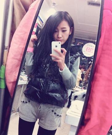 蓝雨雪儿开播显骄傲 YY下一个“夏晴晴”