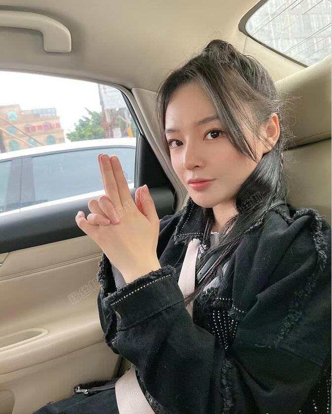 抖音鱼闪闪个人资料简介，快手鱼闪闪走红原因，她在YY直播的变化是什么