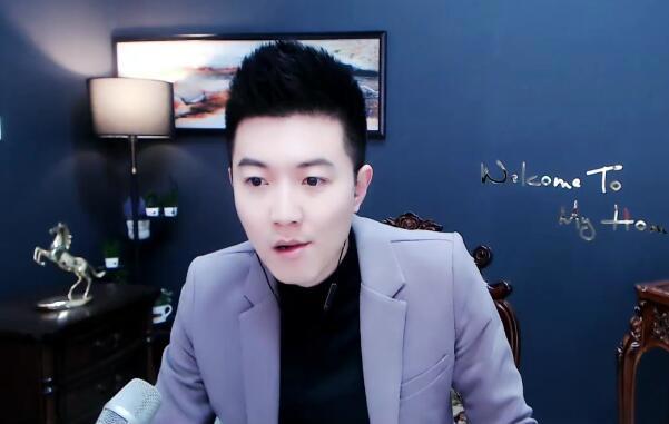 YY神豪小野猫回归，闪现玄律直播间，曾喊话夏晴晴是自己得意之人