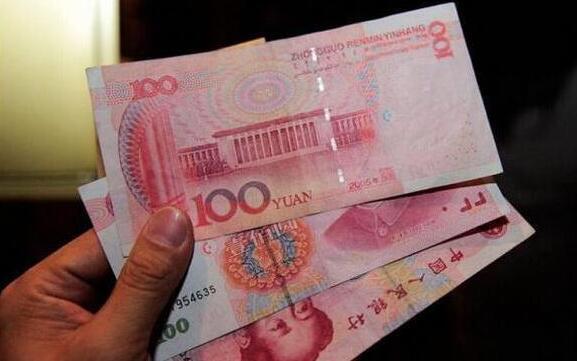 抖音里面我放300你再放300 你给我200把剩下600拿走谁赚了？