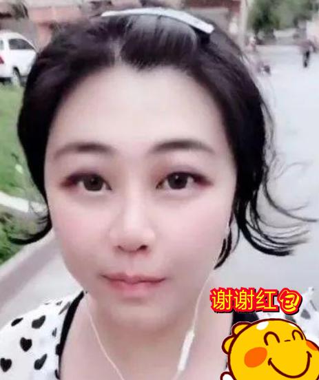 “乔碧萝殿下”事件引发联动效应 小团团也受到牵连真实照片遭质疑