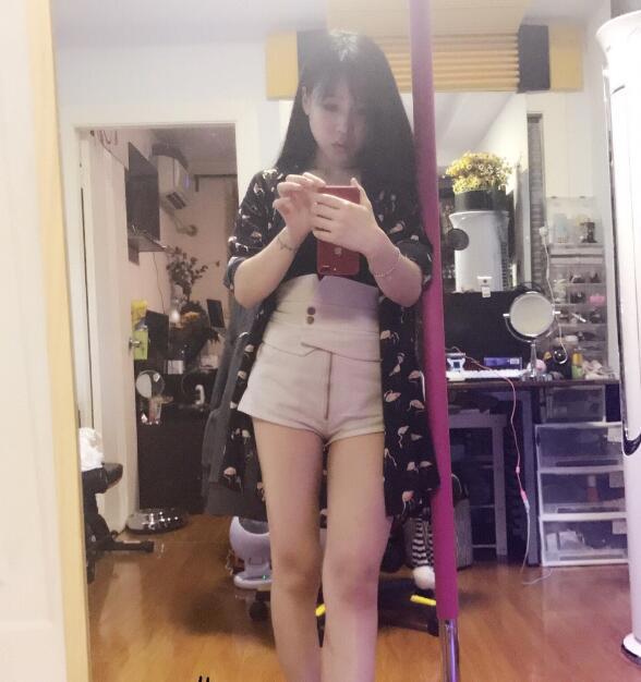 曾经斗鱼“三S”御宅囧卡卡晒出莫发合照 感慨什么都做不了