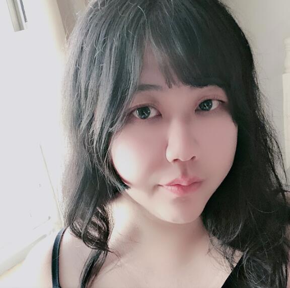 乔碧萝近况照片，已放弃“身材管理”，明显发福更显老了！