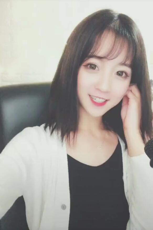 抖音美女莉哥o3o个人资料简介 莉哥o3o照片直播间微博写真生活照