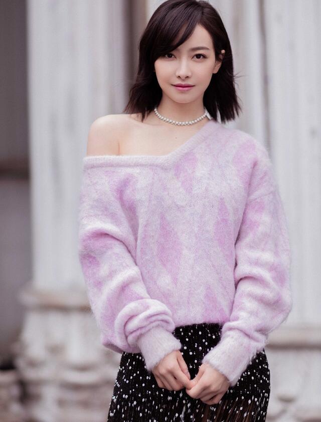 张若昀唐艺昕婚礼伴郎伴娘团名单 井柏然、宋茜、沈梦辰等明星担