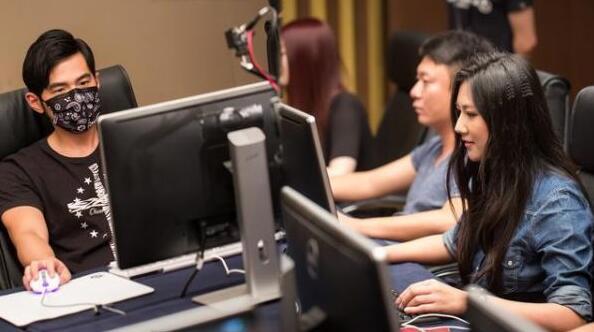 熊猫TV小苍cany个人资料简介 知名游戏解说小苍张翔玲直播间