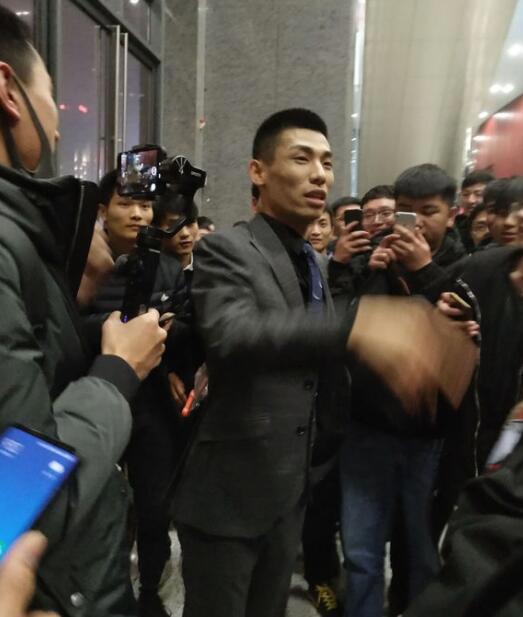 旭旭宝宝DNF增幅装备16花费数百万被指官拖 晒转钱记录自证