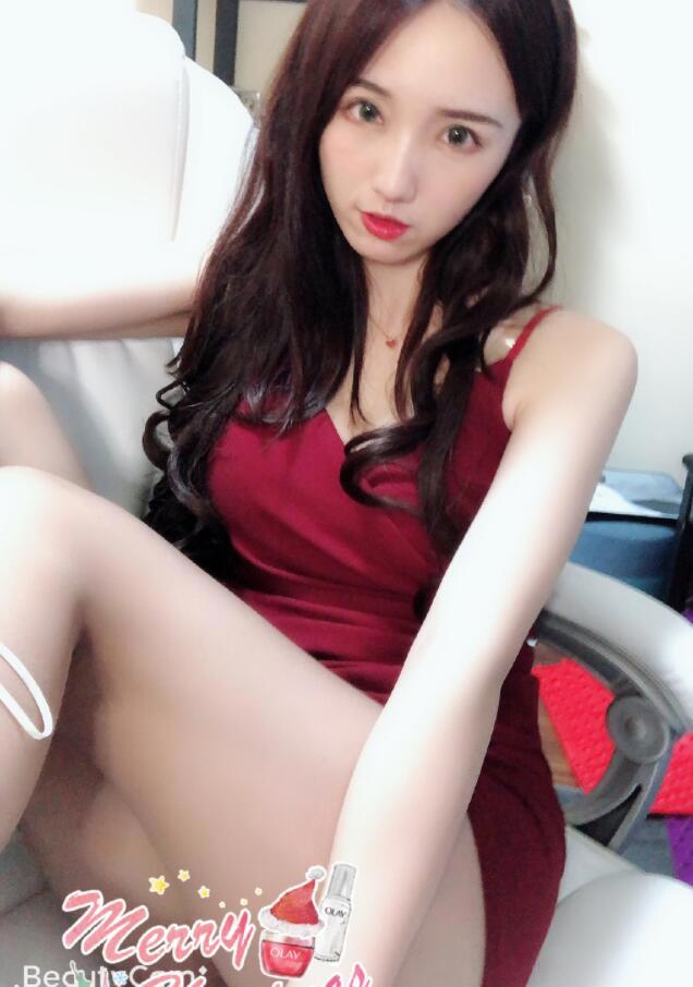斗鱼贝拉小姐姐性感丝袜美腿福利自拍照套图 网友直呼腿玩年