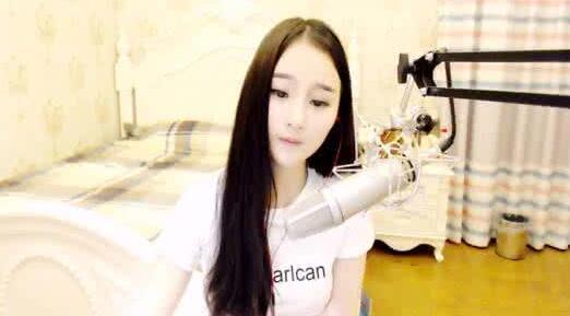 歪歪曾经呼风唤雨的女主播 有的退网有的不及当年